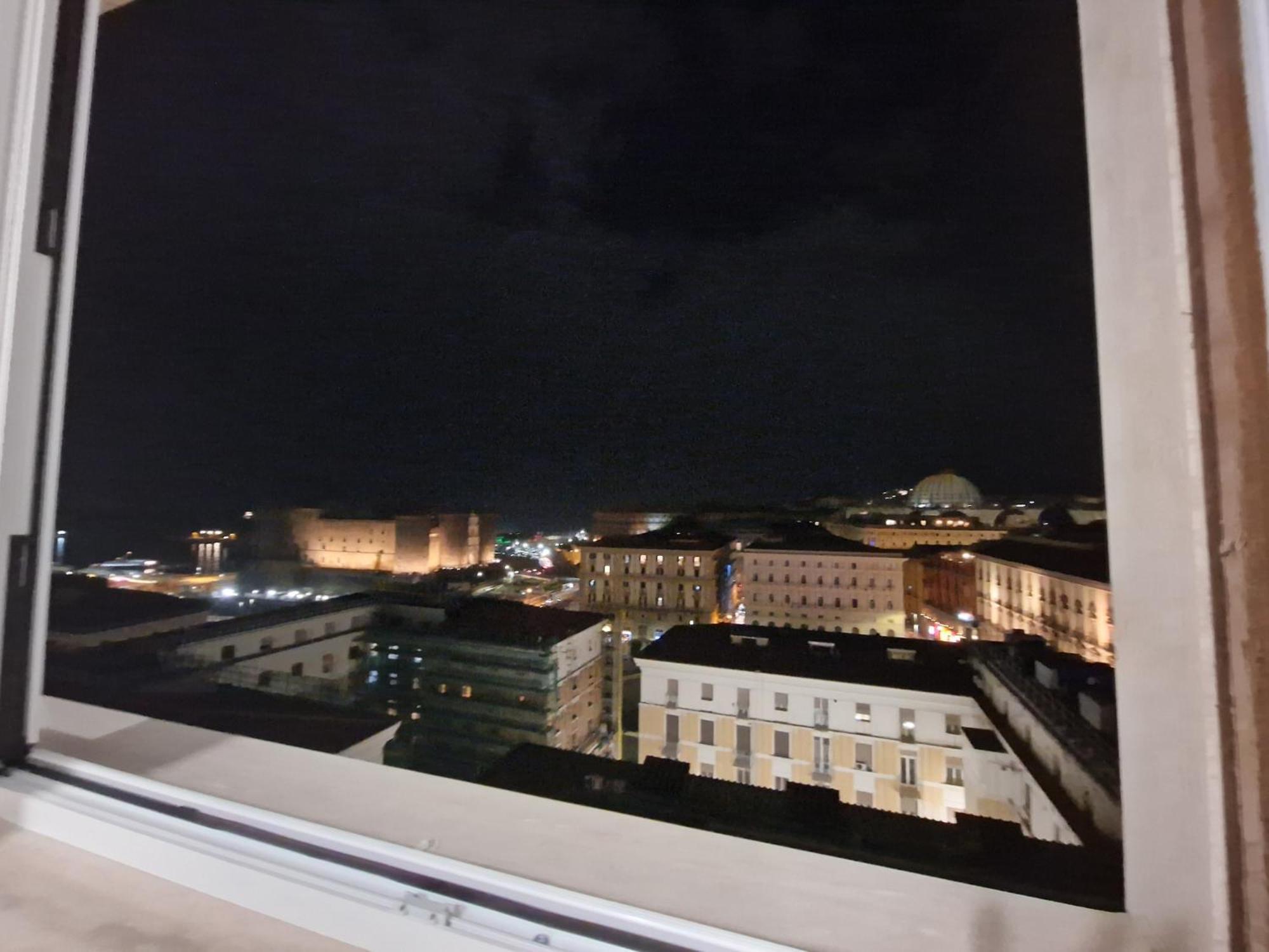 Neapolitan Skyscraper Suites Экстерьер фото