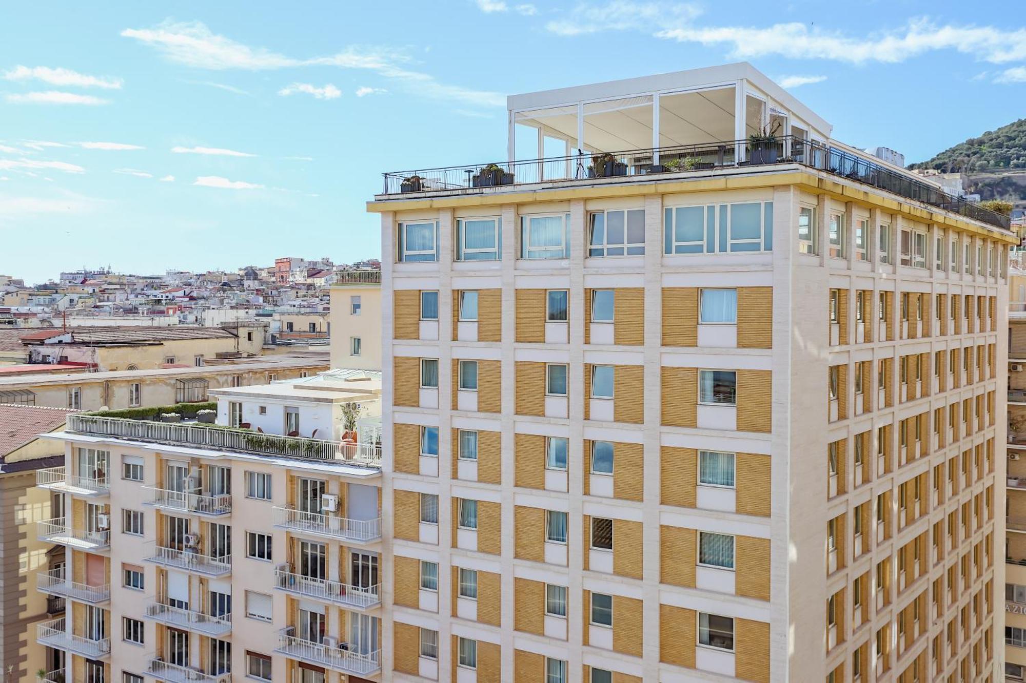 Neapolitan Skyscraper Suites Экстерьер фото