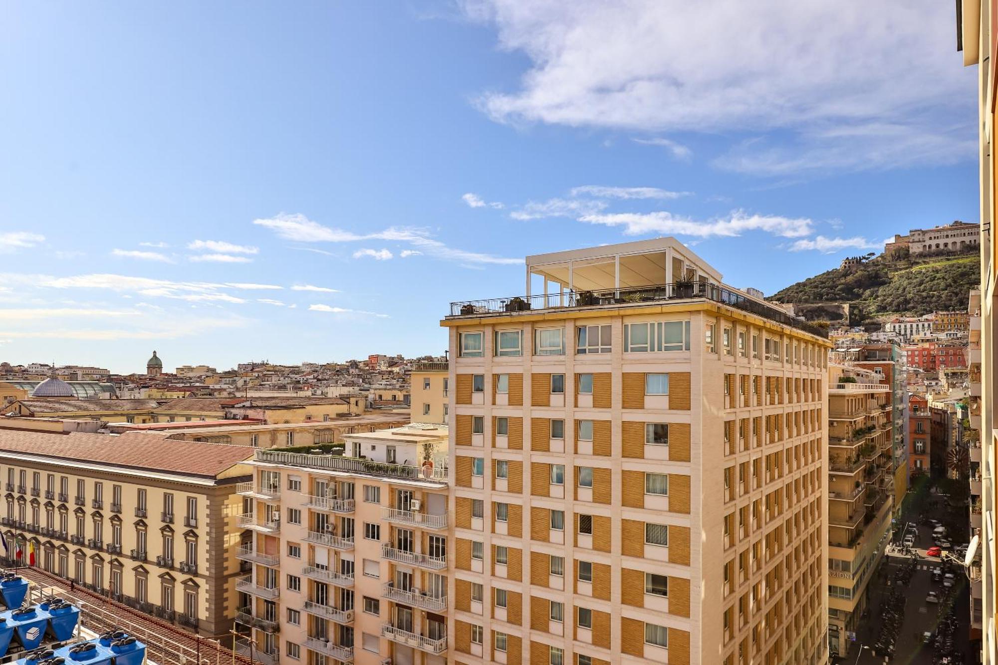 Neapolitan Skyscraper Suites Экстерьер фото